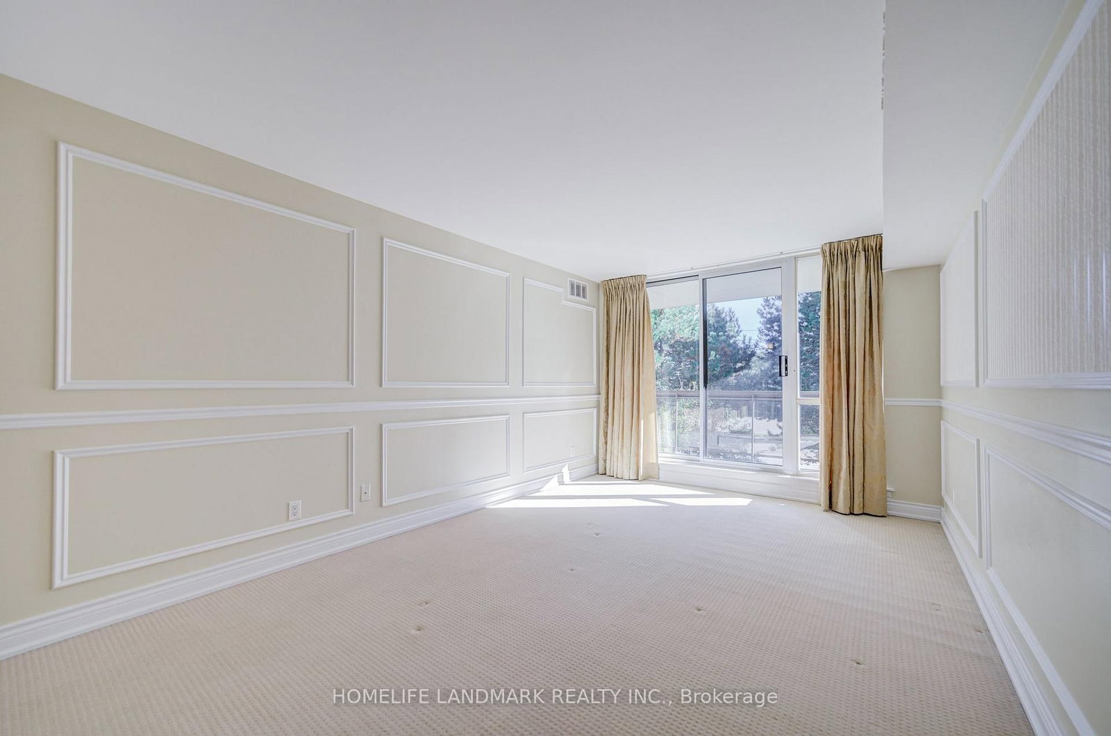 96 Fifeshire Road • #301 • Toronto, ON photo 35