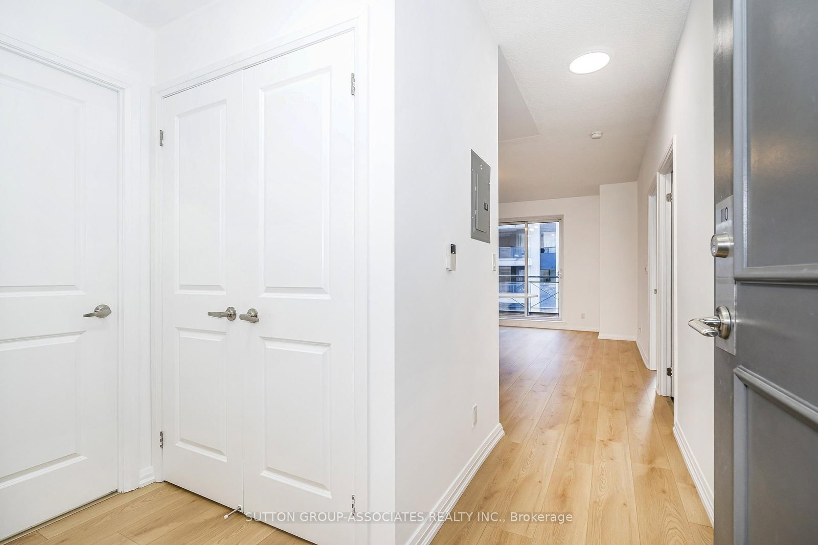 35 Hayden Street • #1110 • Toronto, ON photo 17
