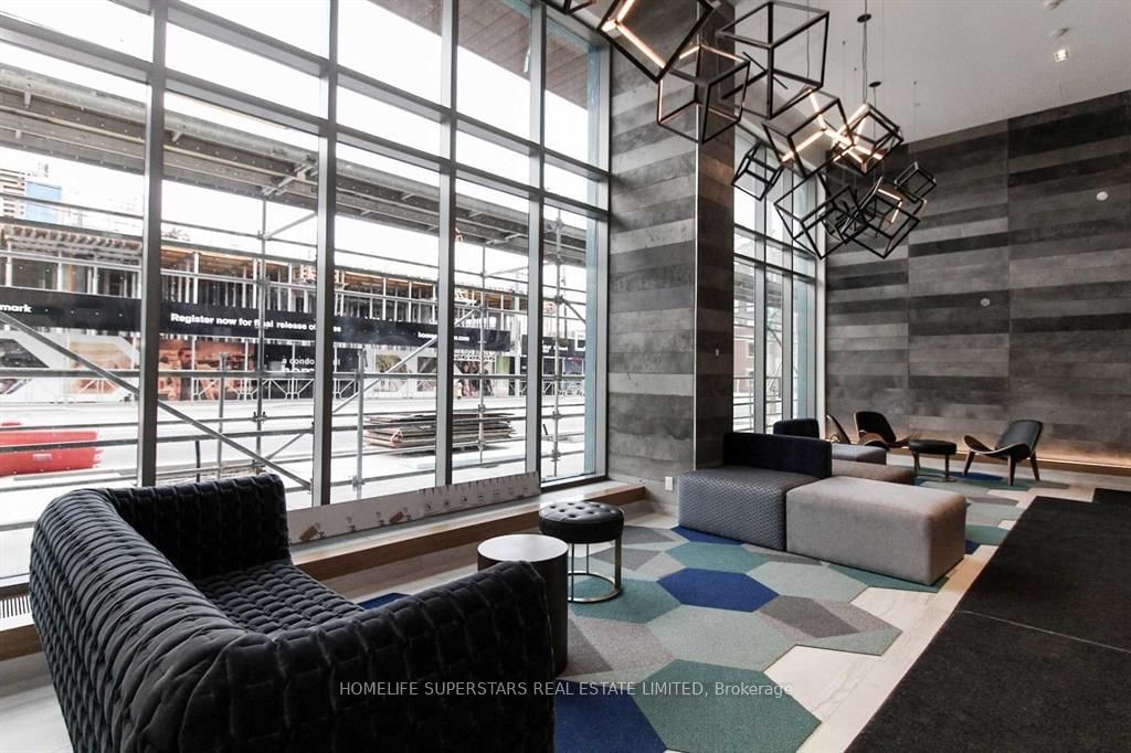 Condo for lease at 1813-120 Parliament Street, Toronto, Ontario, M5A 2Y8 - Moss Park - MLS: C13865112