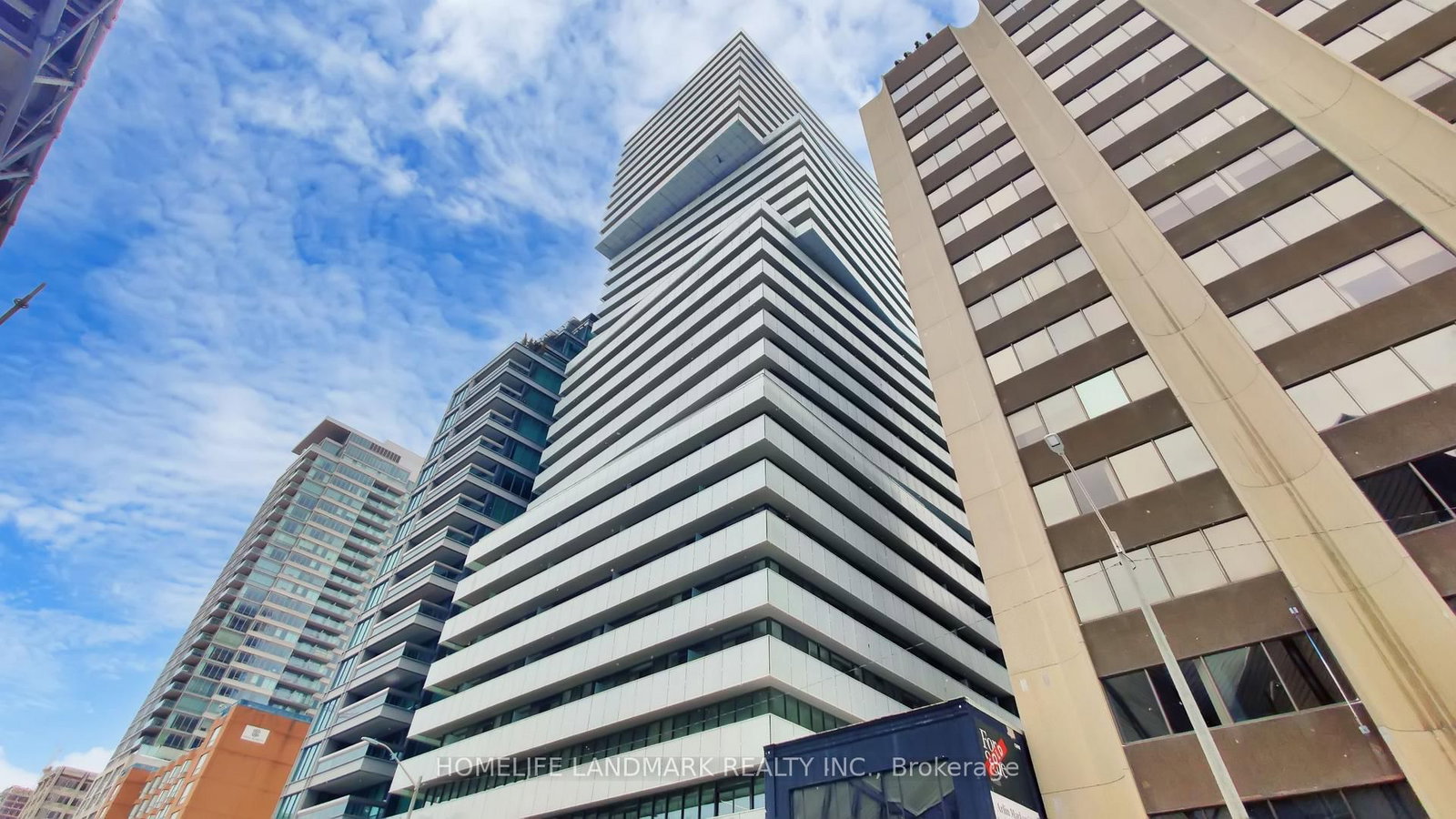2305 - 200 Bloor Street W, Toronto 3