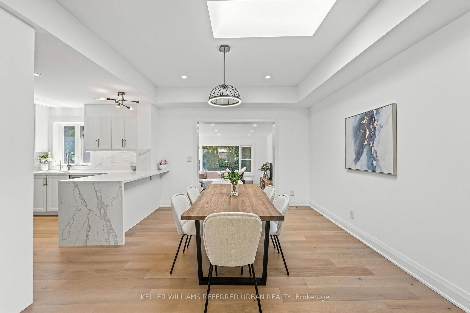 27 Christine Crescent • Toronto, ON photo 15