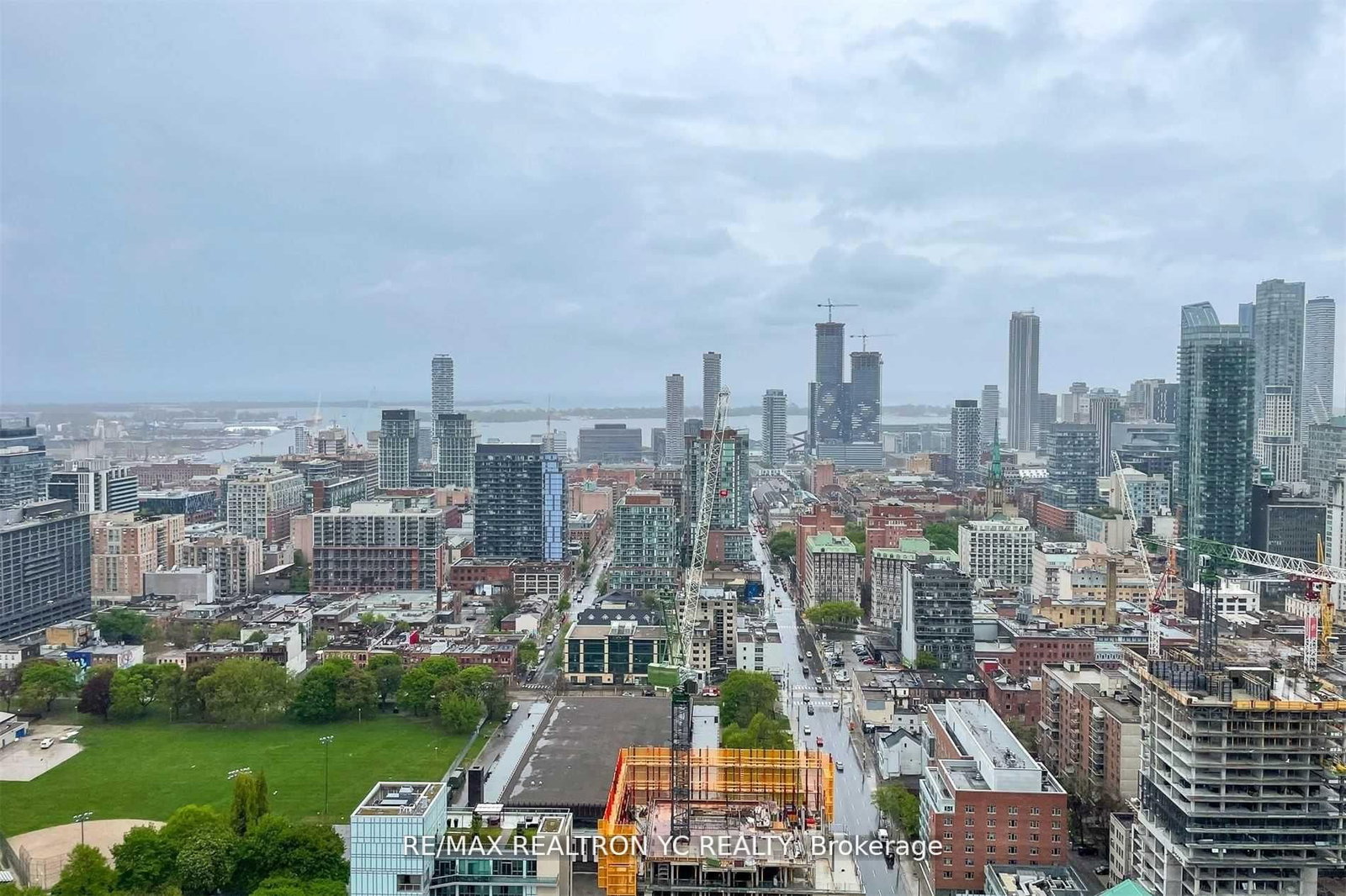 181 Dundas Street E • #4007 • Toronto, ON photo 19