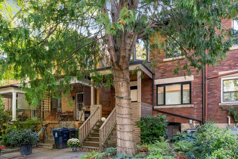 888 Manning Avenue