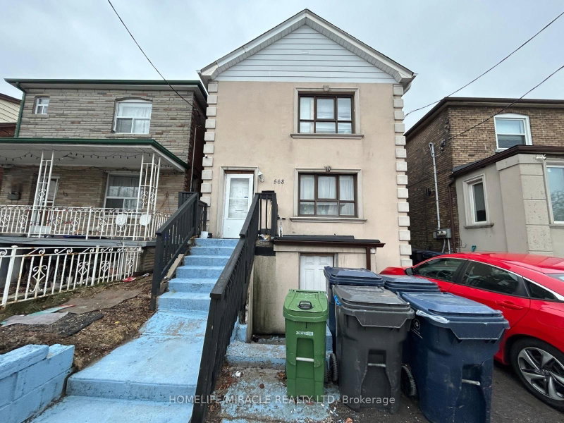 568 Oakwood Ave photo 1