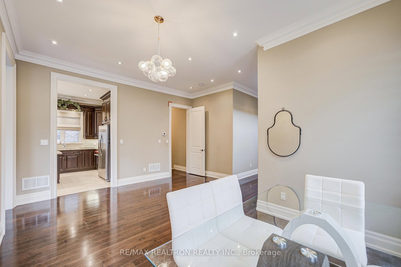 326B Horsham Ave, Toronto, view 8