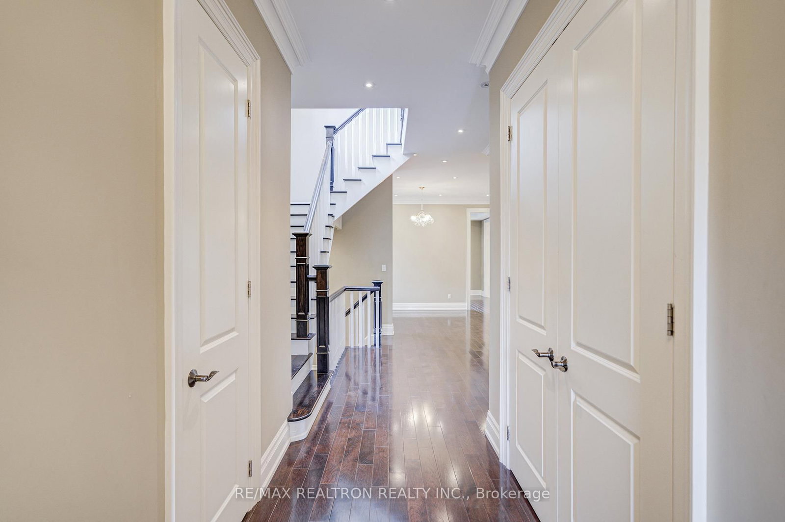 326B Horsham Ave, Toronto, view 4