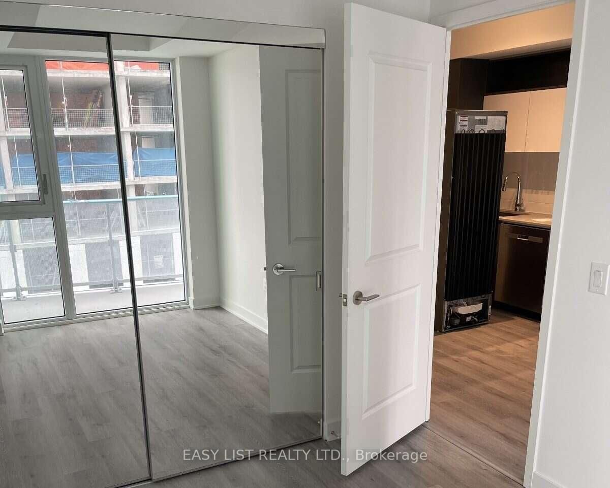 1711-100 Dalhousie St, Toronto, view 8