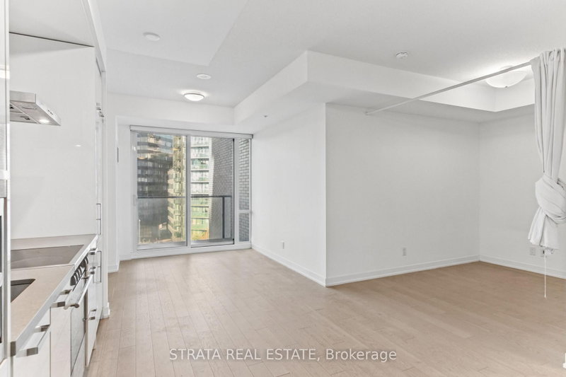 120 Bayview Ave photo 4
