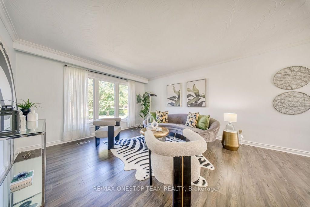 73 Houston Crescent • Toronto, ON photo 7
