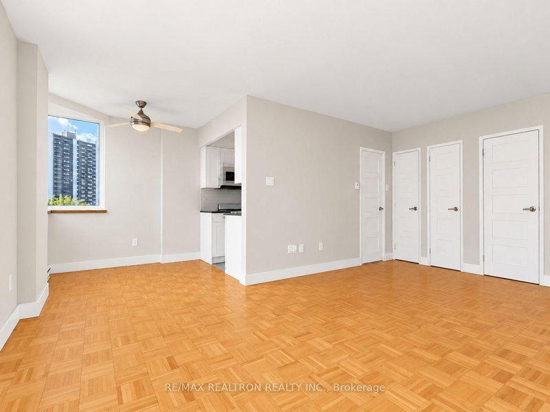 707 - 55 Isabella Street