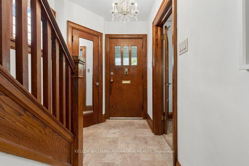 55 Snowdon Ave photo 4