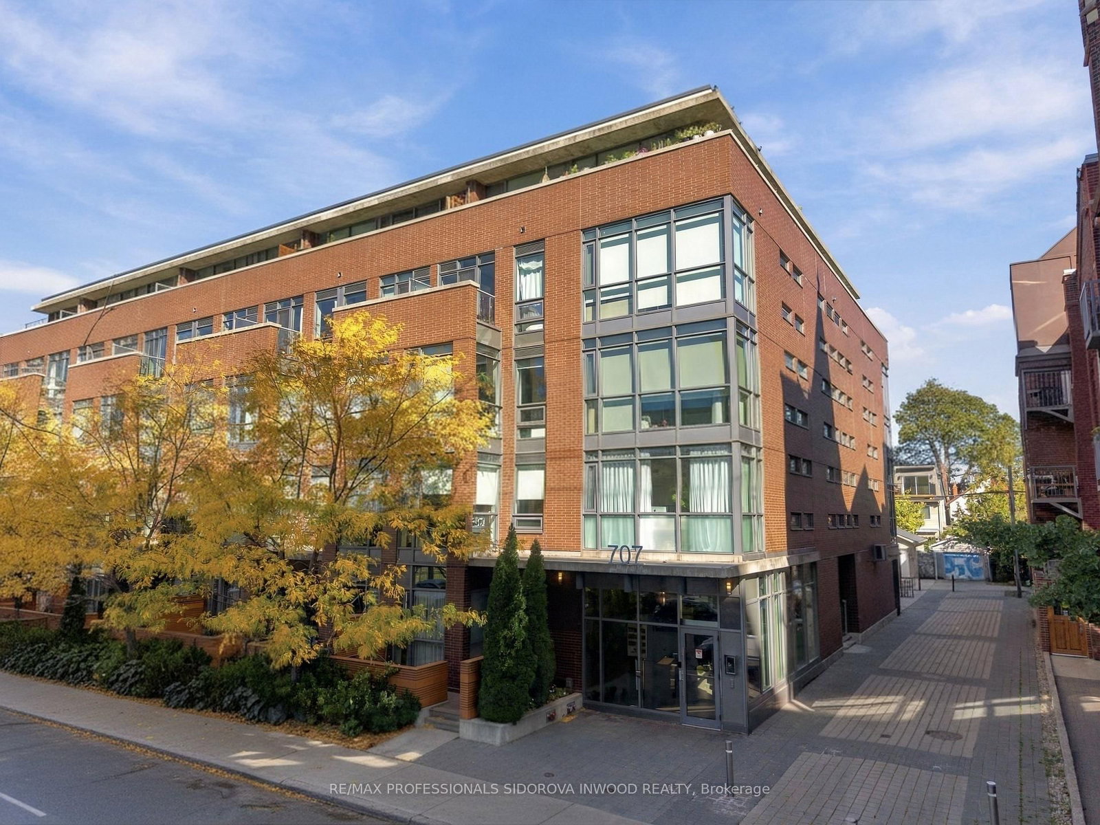 707 Dovercourt Road, Unit 215