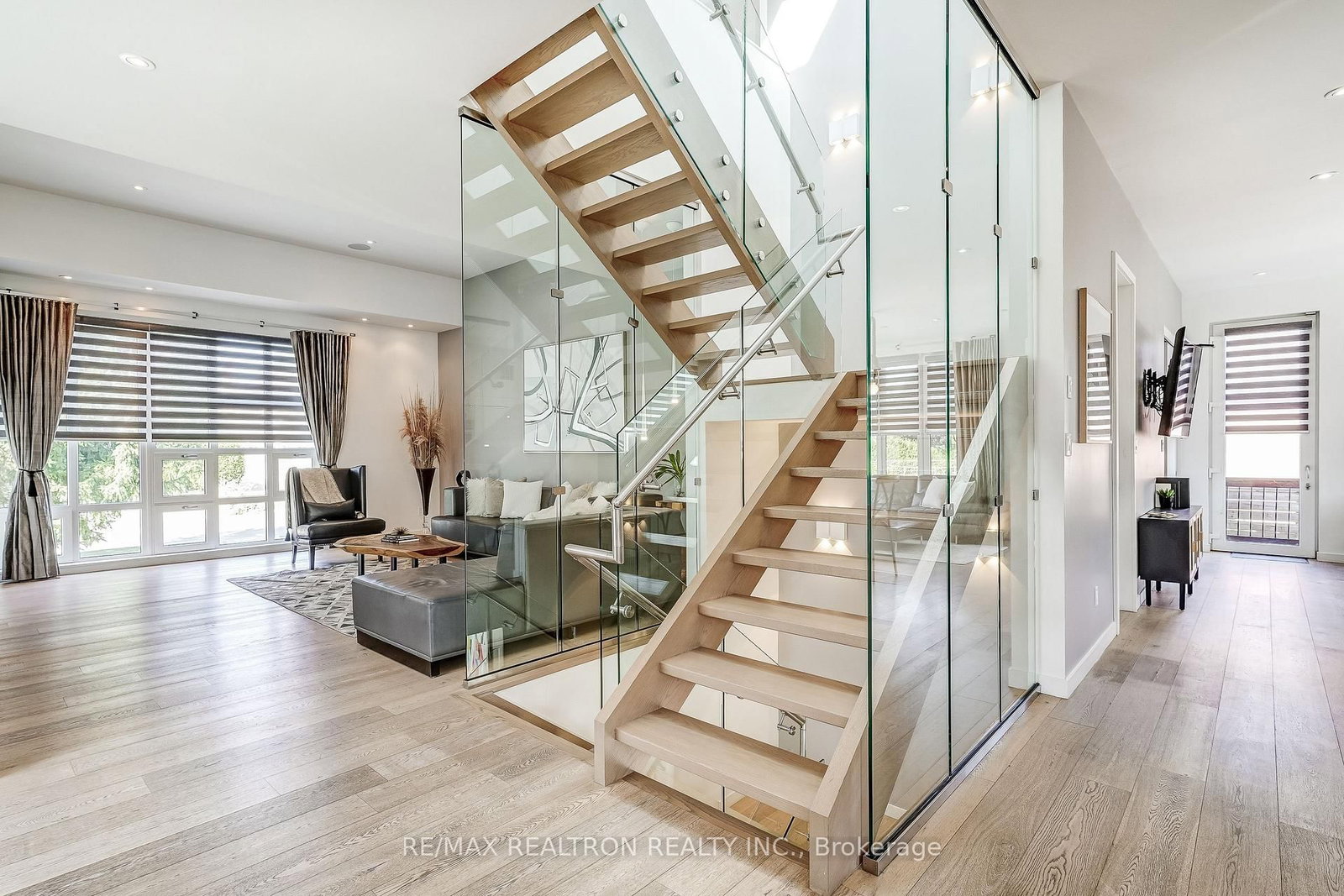 87 Otonabee Avenue, Toronto 4