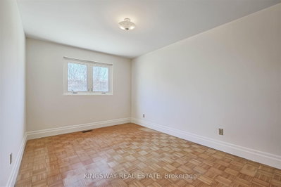 184 Edmonton Drive • Toronto, ON photo 8