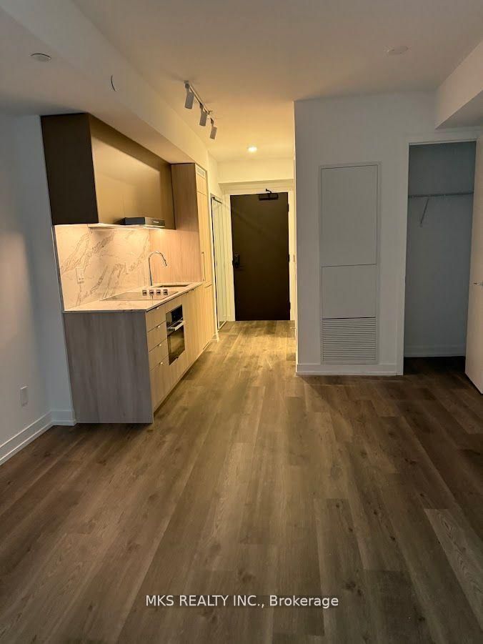 610 - 771 Yonge Street