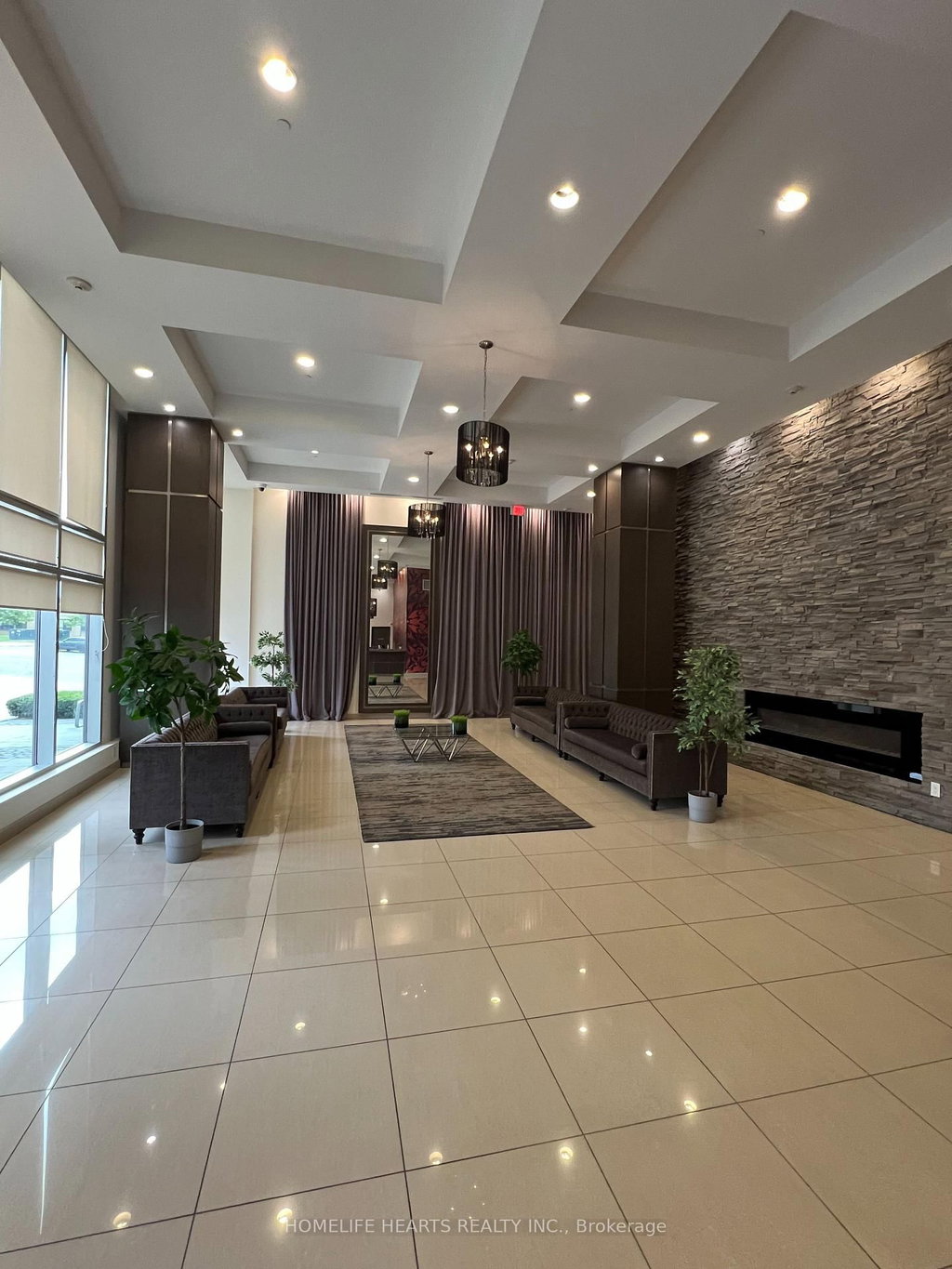 301 - 2756 Old Leslie Street 3