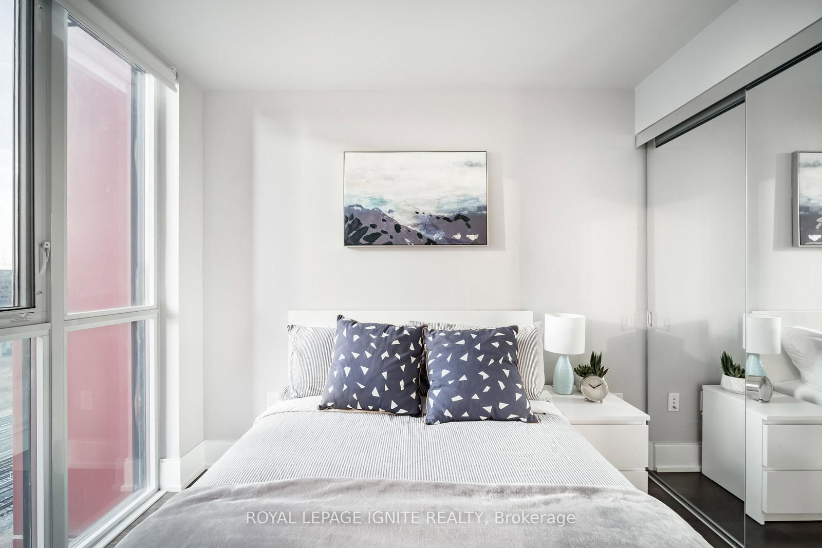 560 Front Street W • #828 • Toronto, ON photo 12