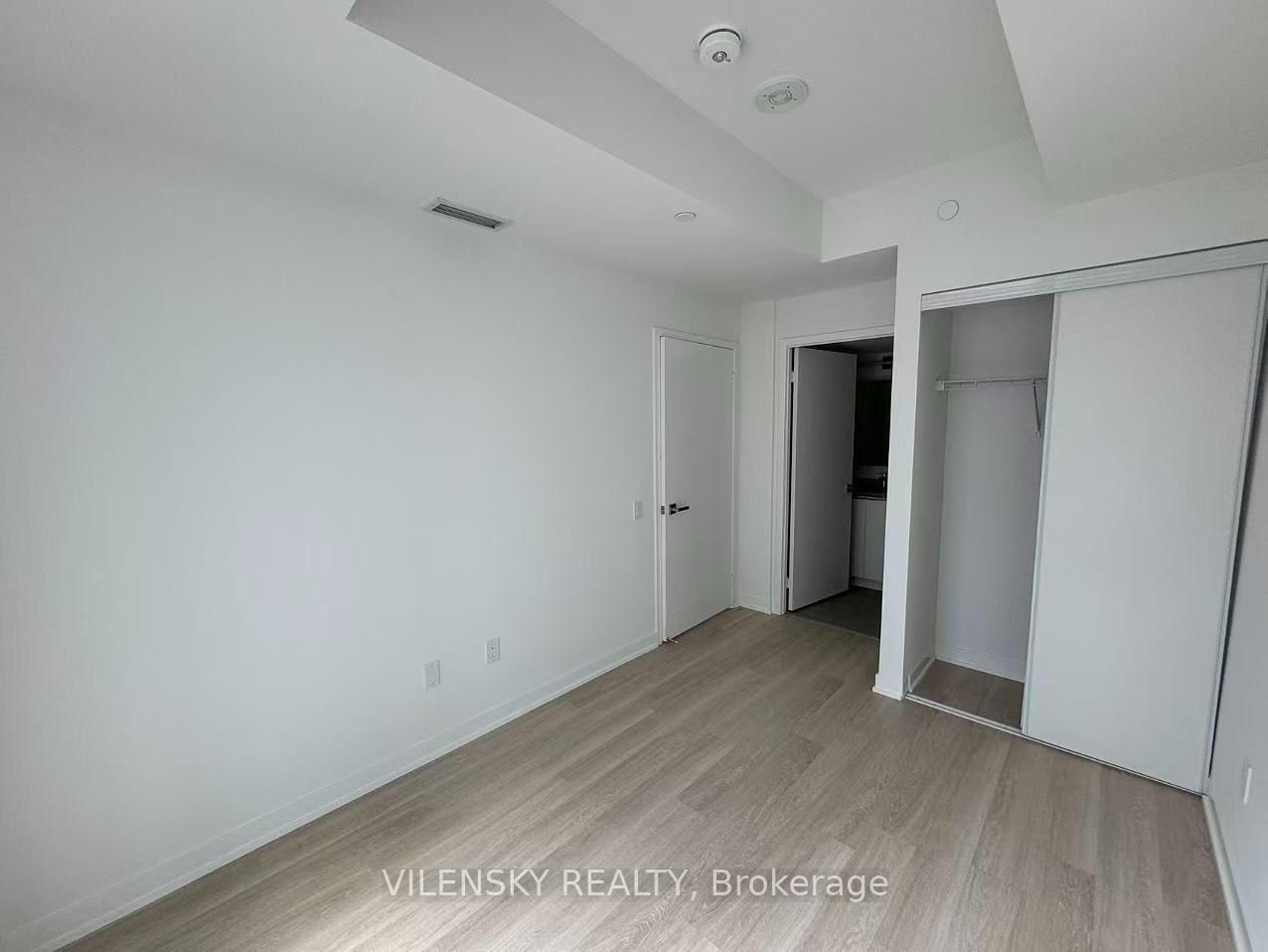 222-500 Wilson Ave, Toronto, view 9