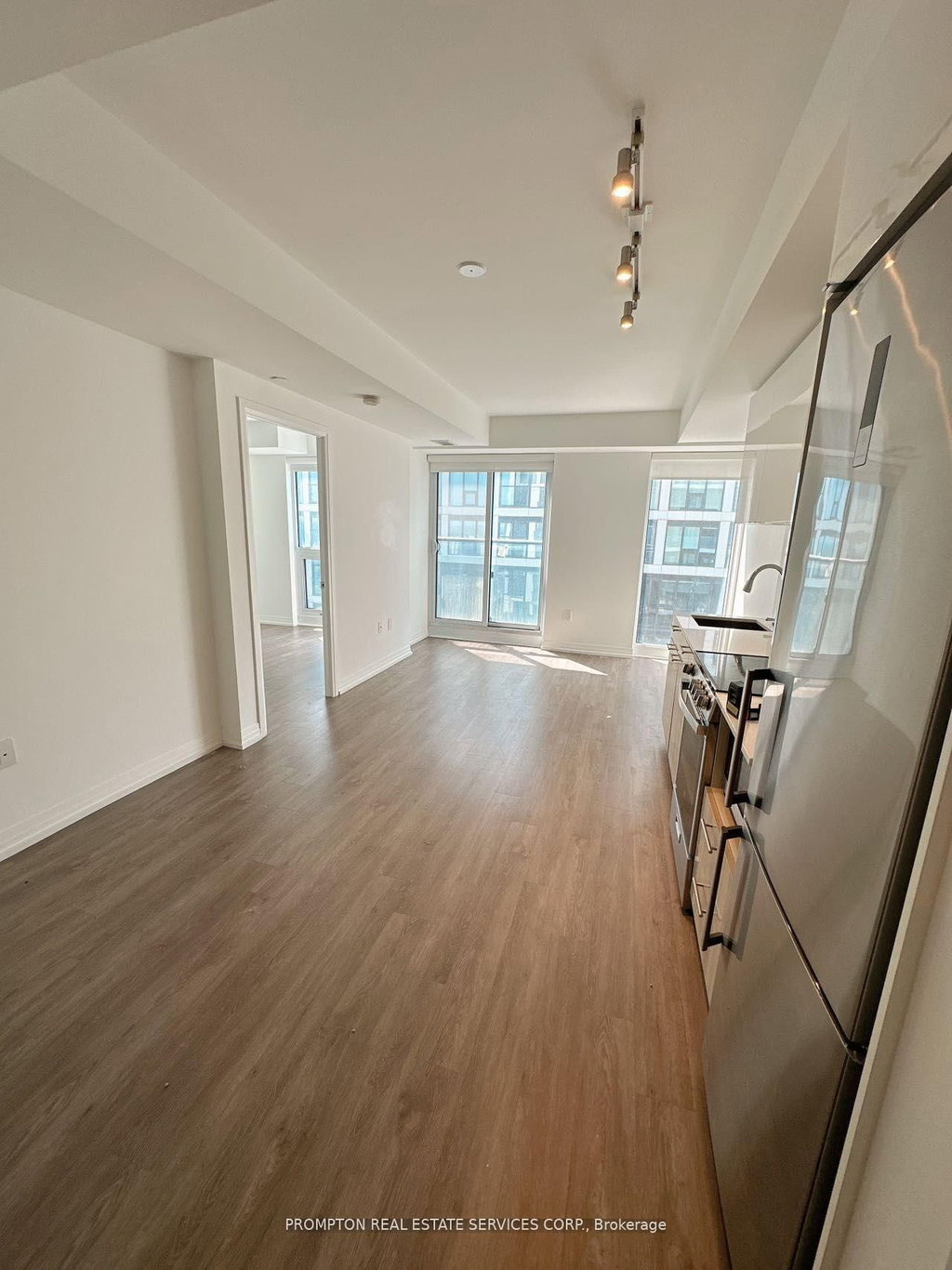 4404 - 251 Jarvis Street 5