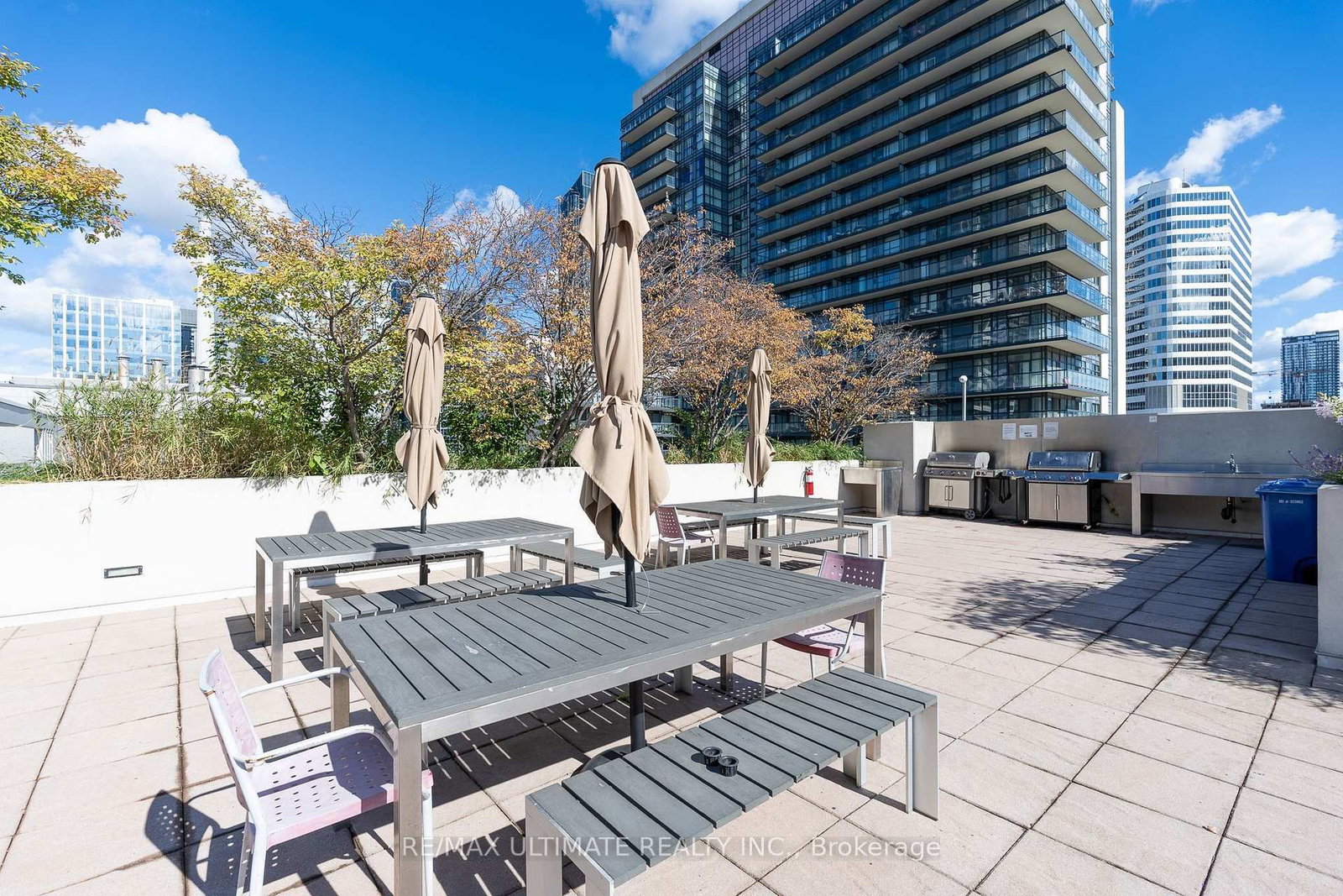 111 Elizabeth Street • #627 • Toronto, ON photo 33