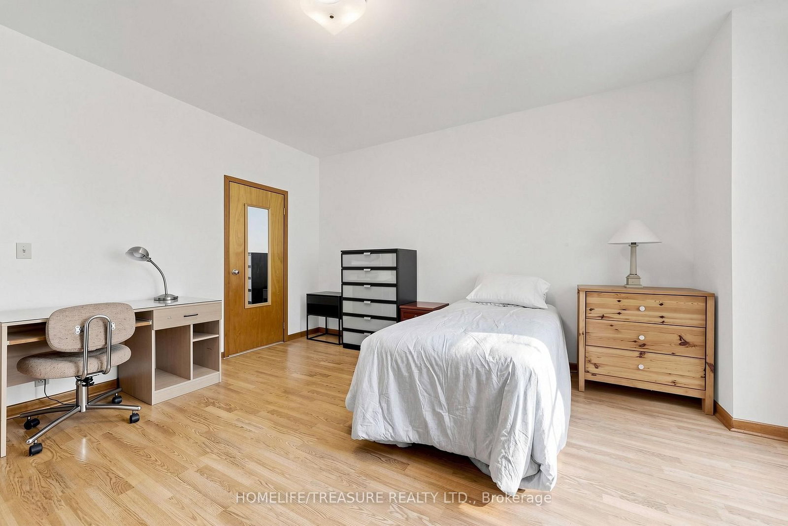 198 McCaul Street • Toronto, ON photo 14