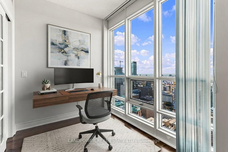 4908 - 763 Bay Street