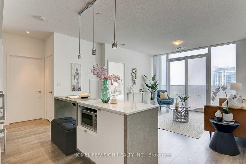 100 Harbour St photo 4