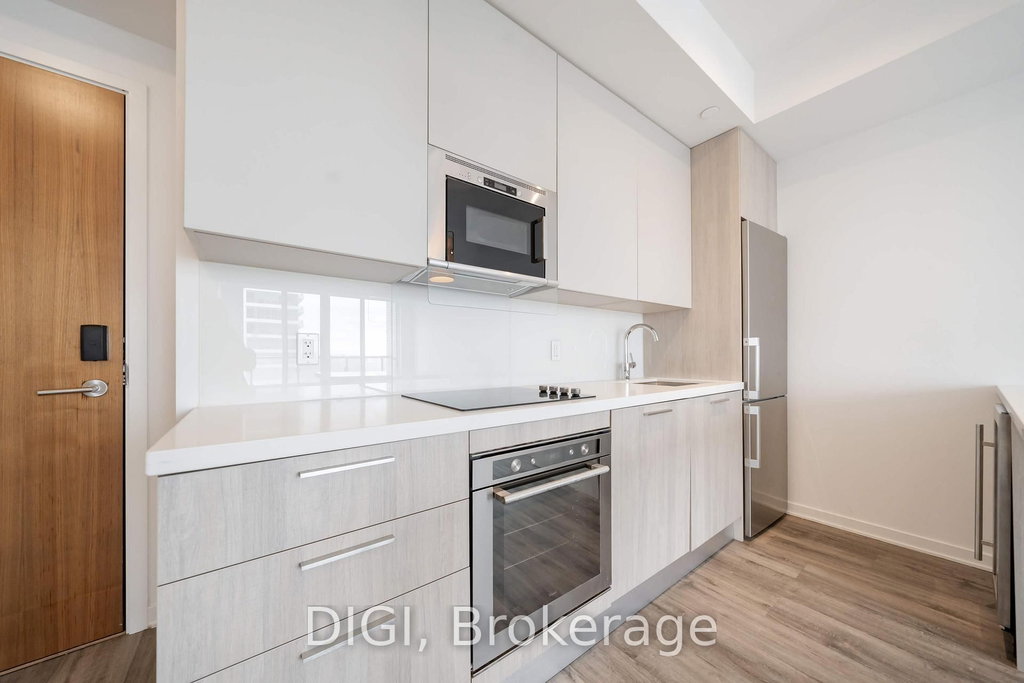 708 - 25 Selby Street 2