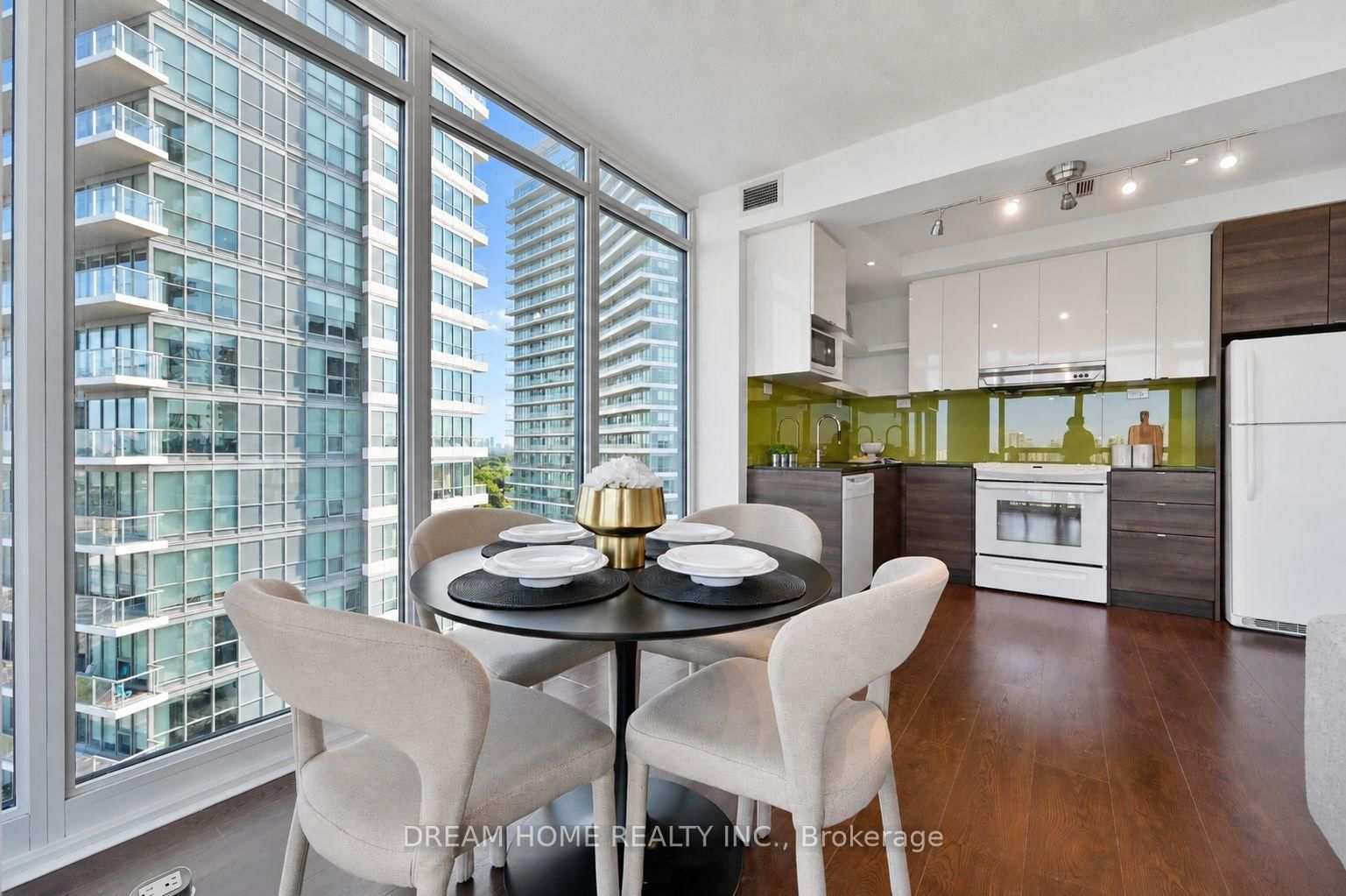 121 Mcmahon Drive • #2608 • Toronto, ON photo 16