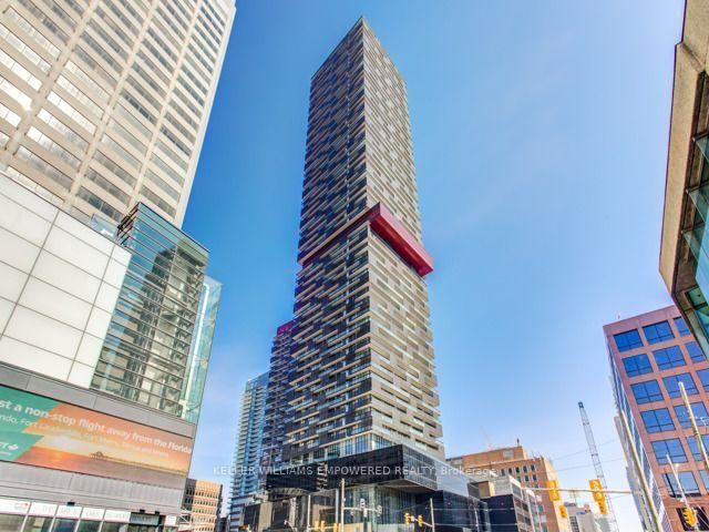 2103 - 8 Eglinton Avenue E