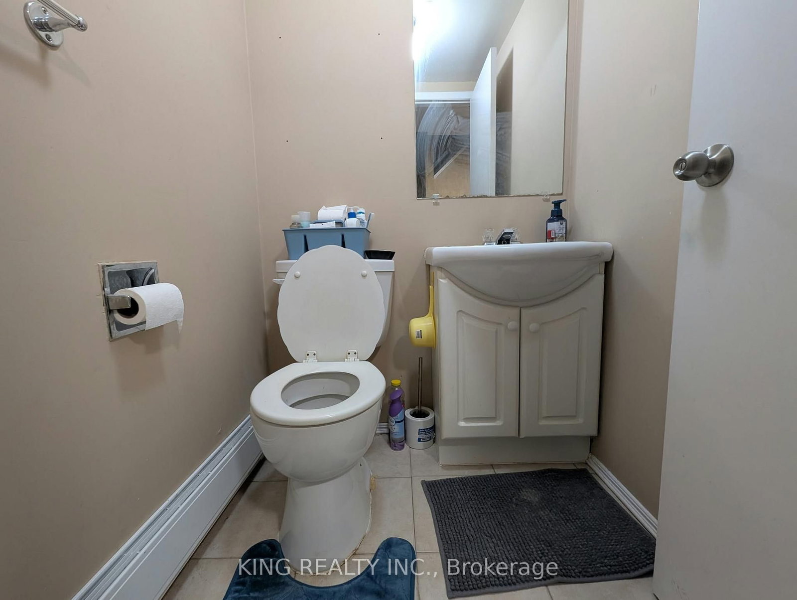 41 Courville Coachway • Toronto, ON photo 6