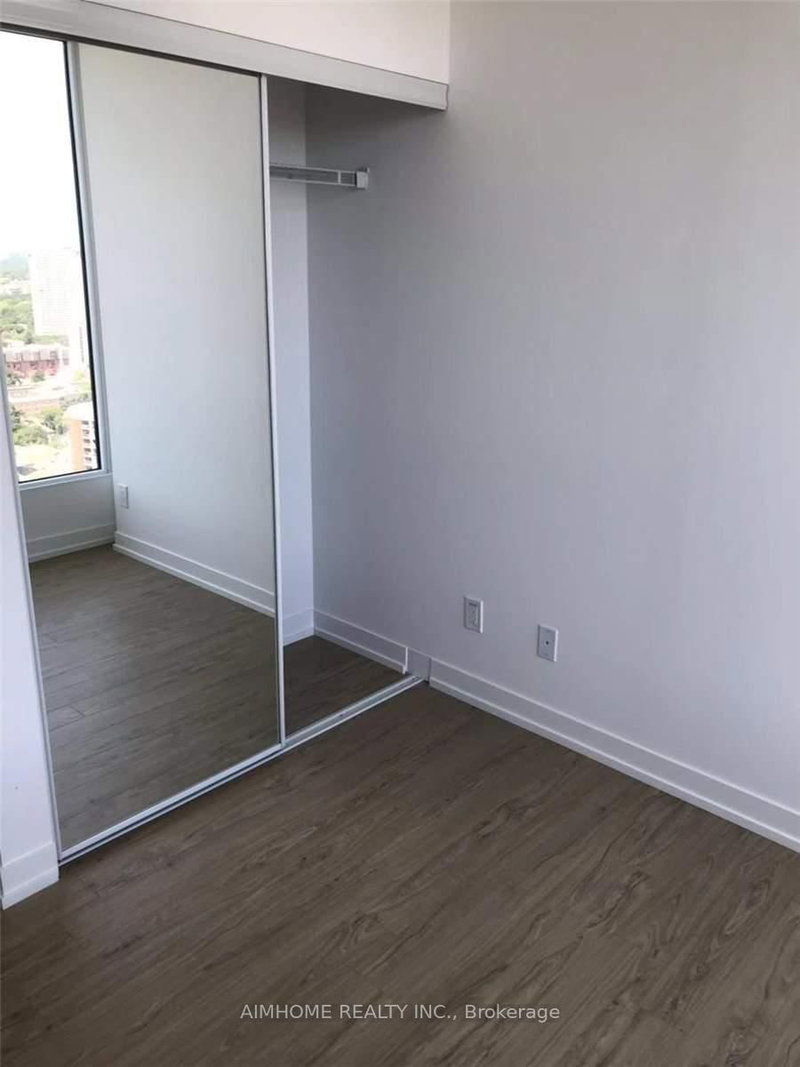 85 Wood St photo 5