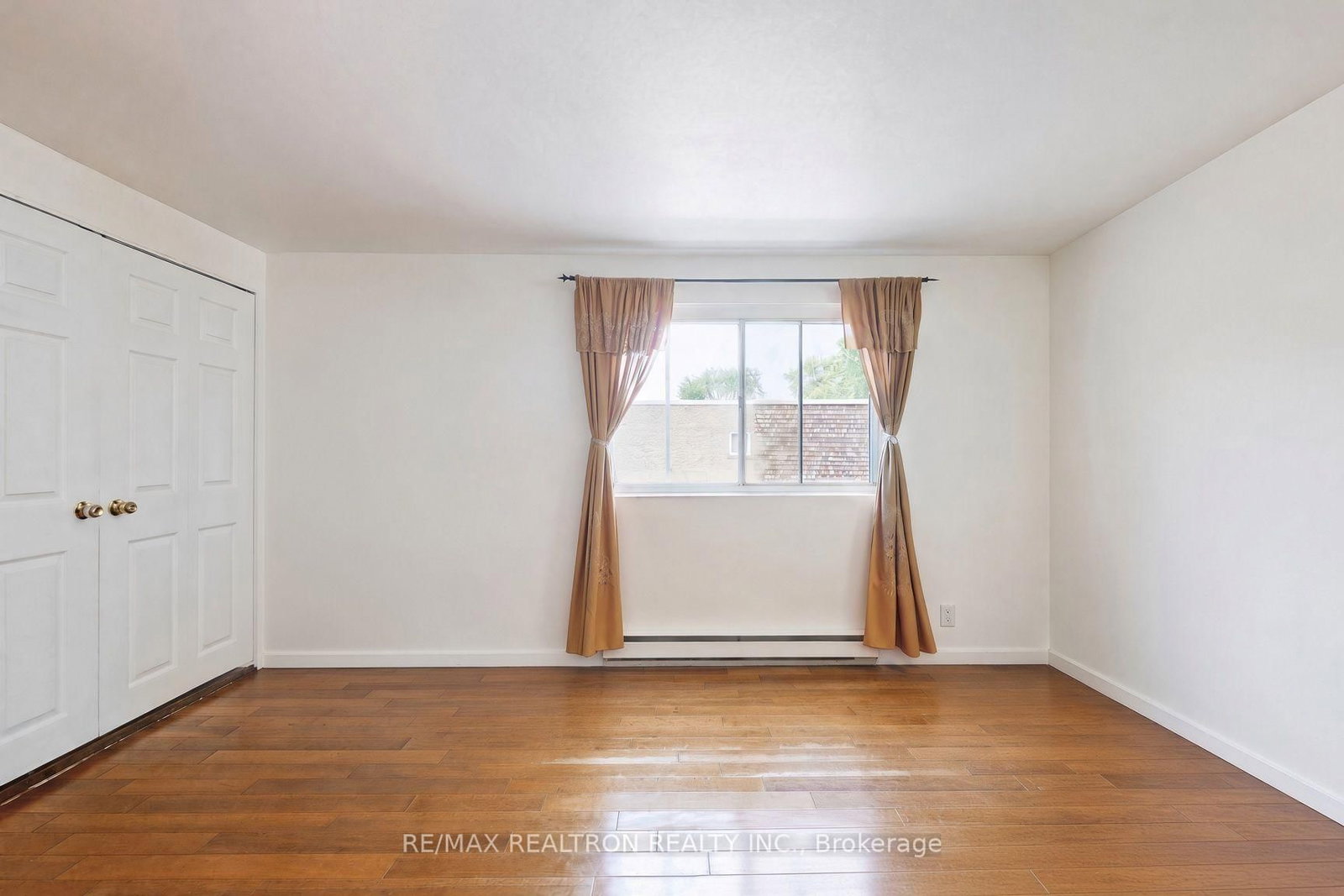 83 Thorny Vine Way • Toronto, ON photo 12