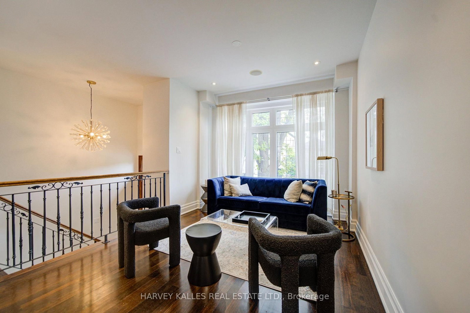 328 Douglas Avenue • Toronto, ON photo 7