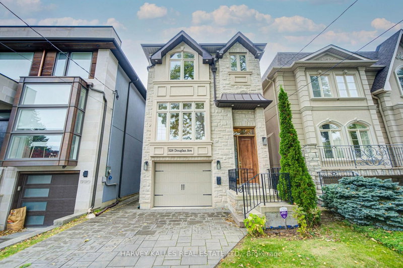 328 Douglas Ave photo 2