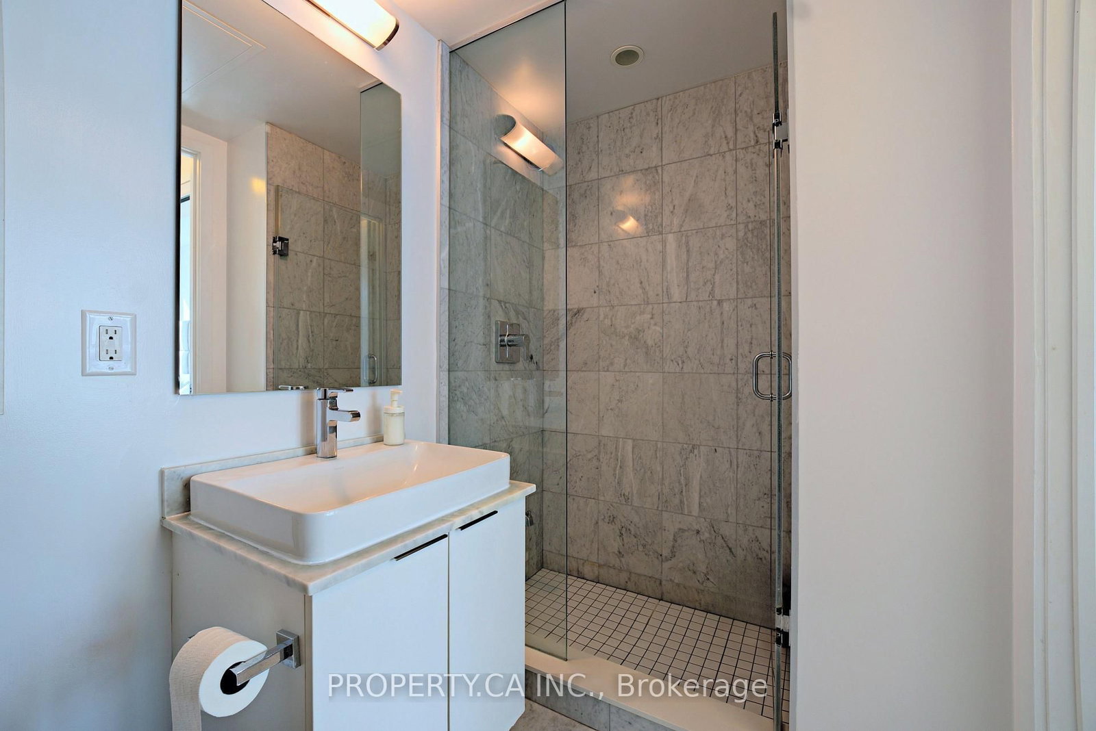 14 York Street S • #1908 • Toronto, ON photo 7