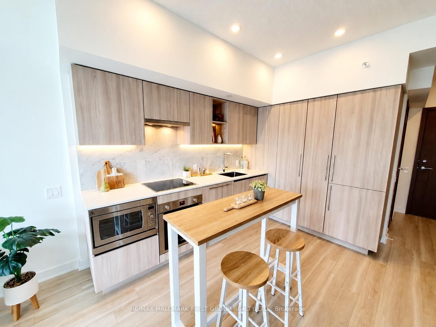 2701-19 Bathurst St, Toronto, view 12