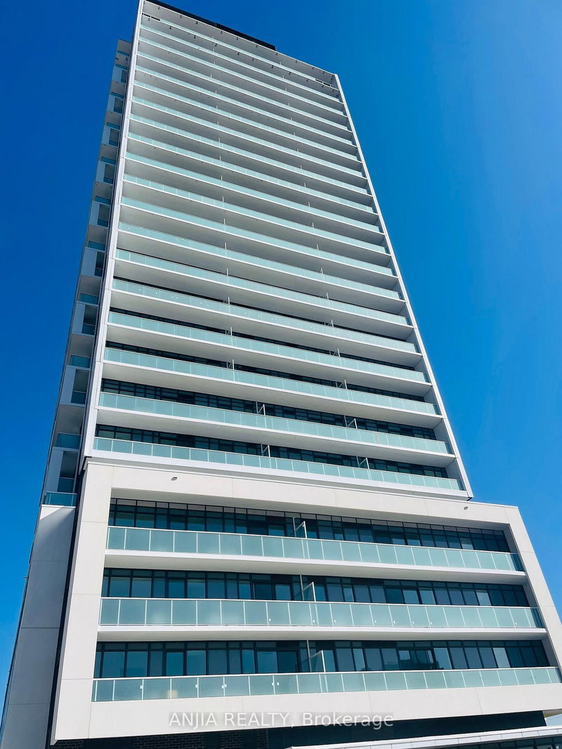 1005 - 188 Fairview Mall Drive