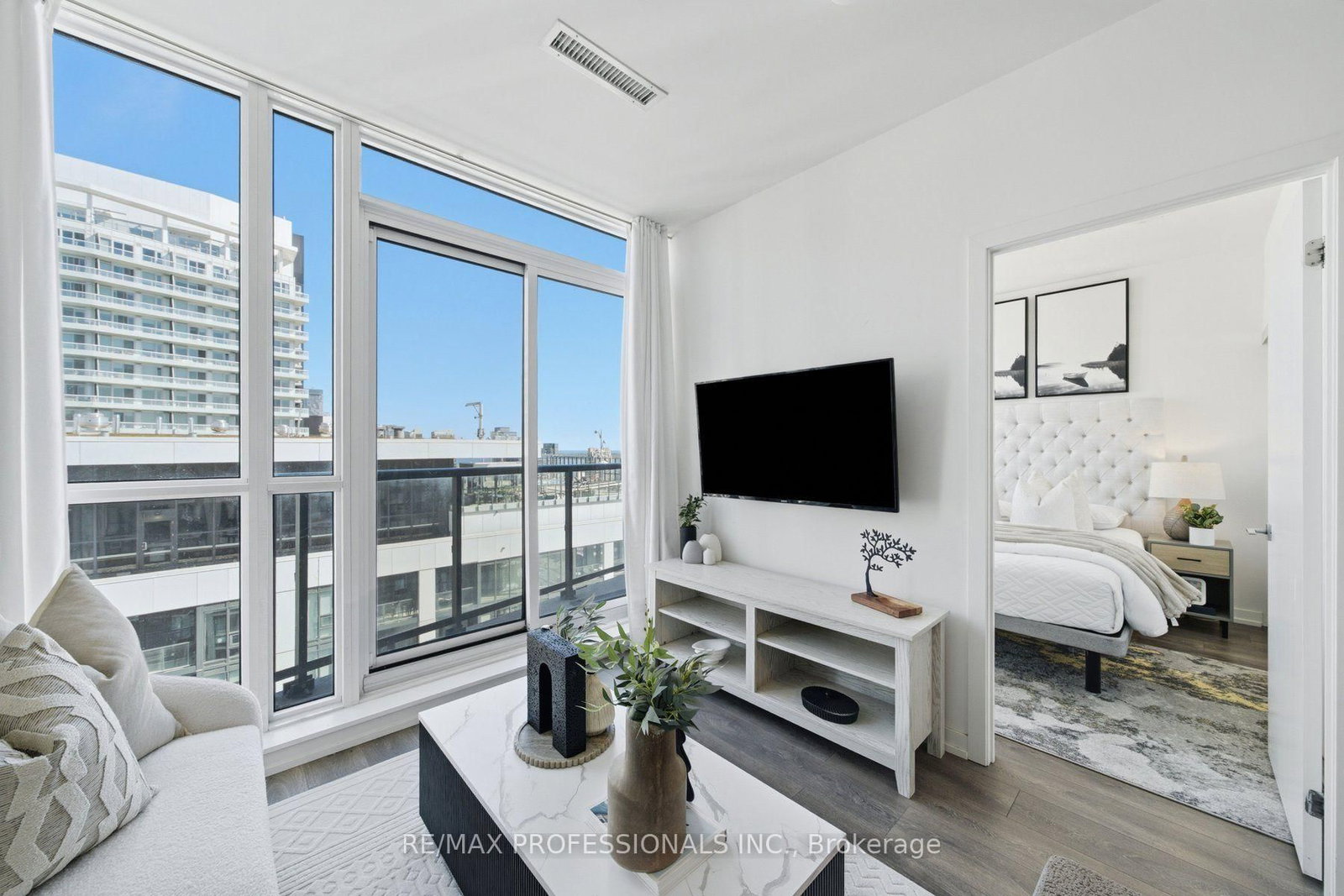 49 East Liberty Street, Unit PH08