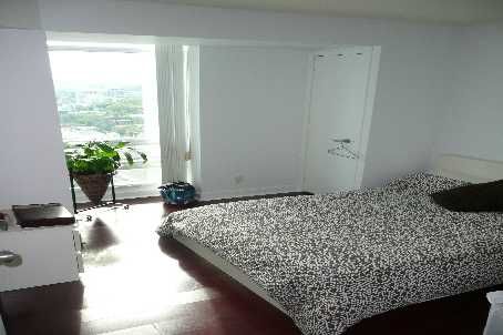 2703 - 397 Front St W, Toronto, M5V3S1 | Image 3