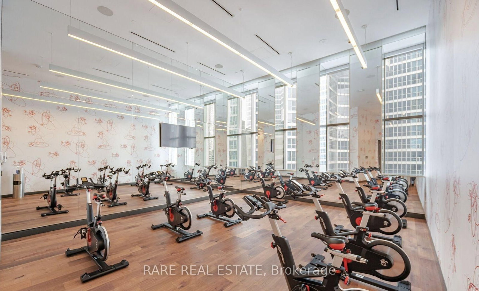 10 York Street • #2802 • Toronto, ON photo 19
