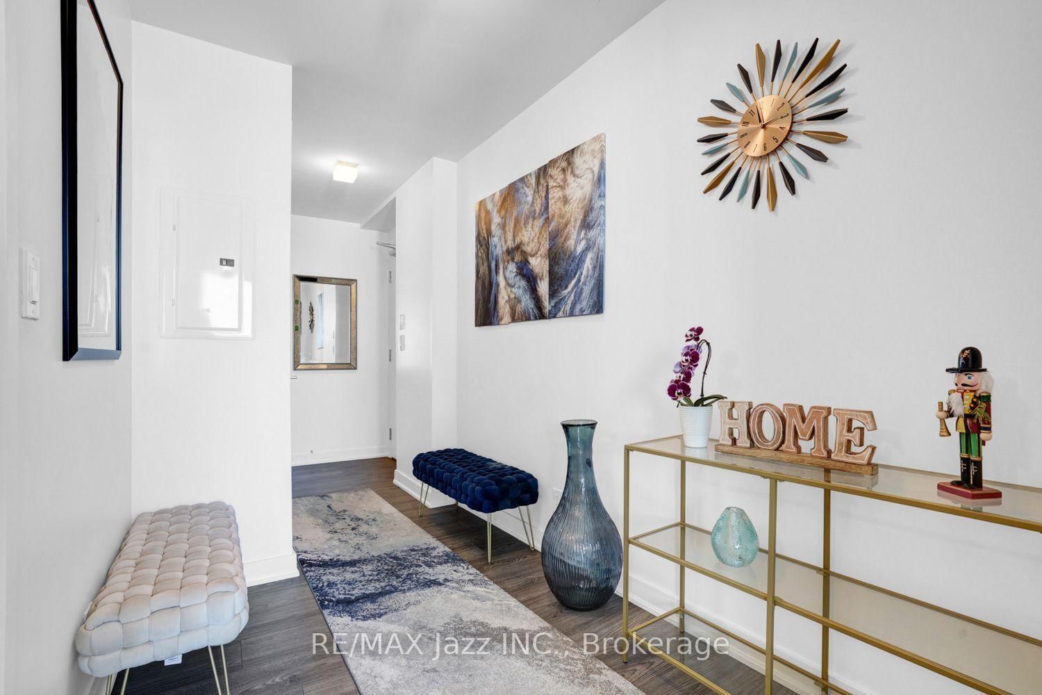 14 York Street • #3808 • Toronto, ON photo 11