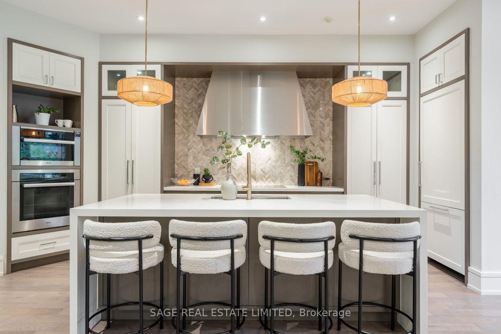 5 Thurloe Avenue • Toronto, ON photo 12