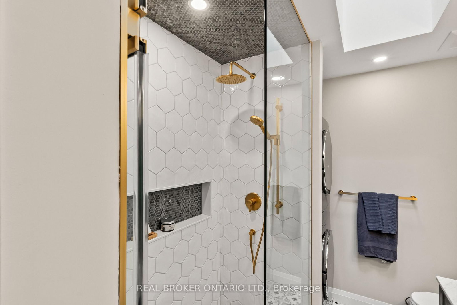 12 St. James Court • Toronto, ON photo 33