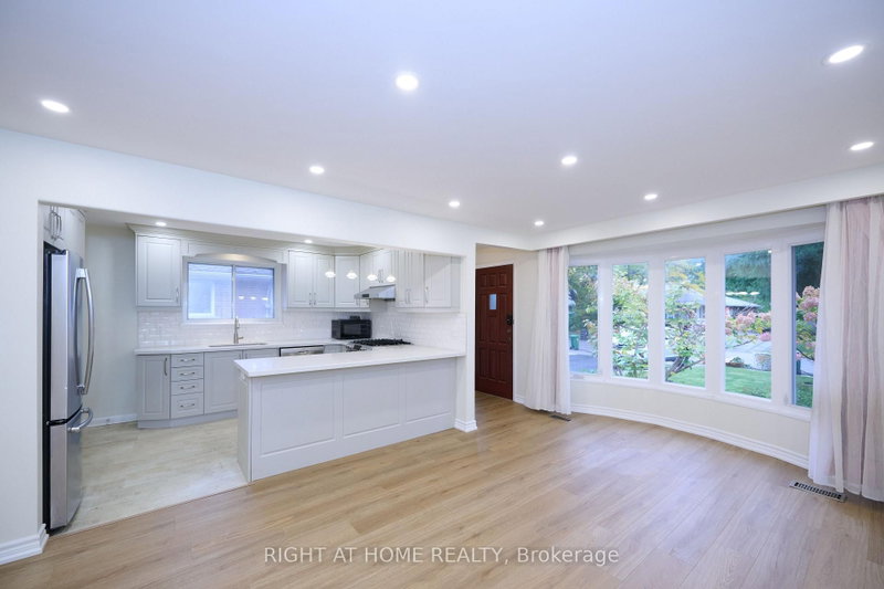 314 Dudley Ave photo 4