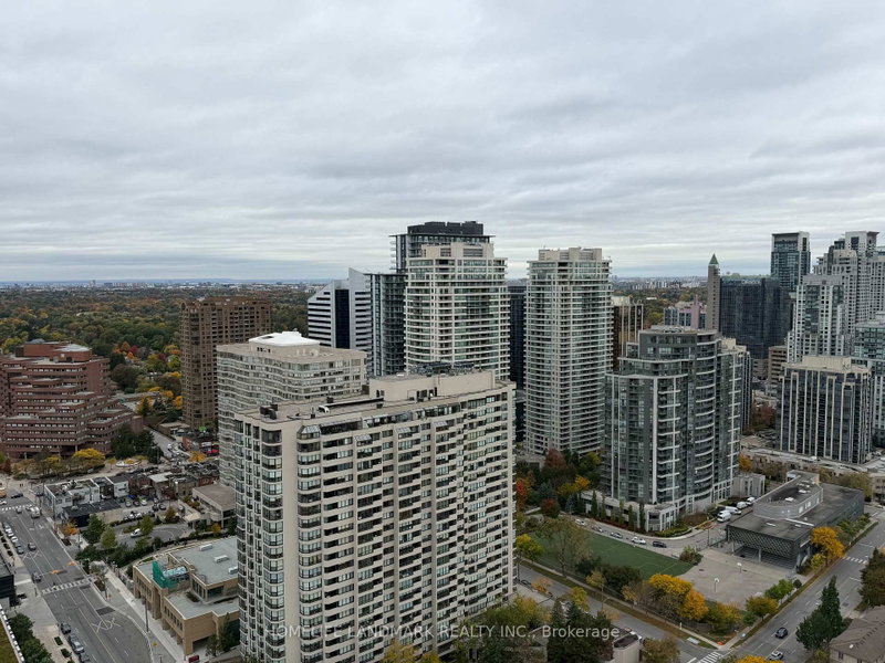 88 Sheppard Ave E photo 5