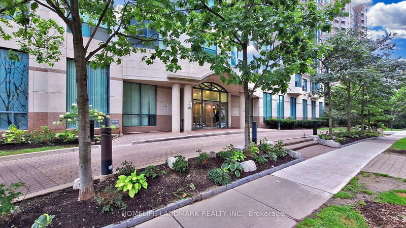 7 Lorraine Dr photo 4