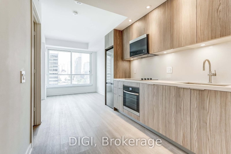 120 Ontario St photo 2