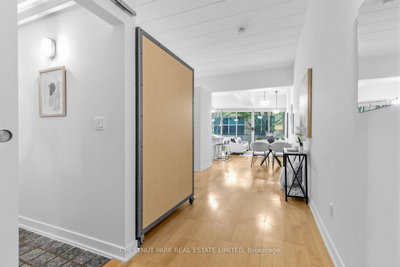 160 Baldwin Street • #409 • Toronto, ON photo 3