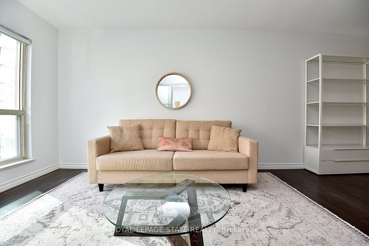 25 The Esplanade • #1611 • Toronto, ON photo 9